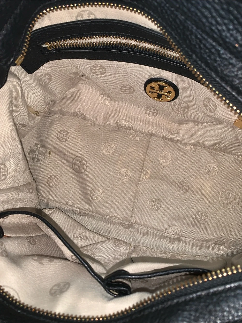 GUC Tory Burch Amanda Satchel L 13” x H 8” x D 4” Drop 18”